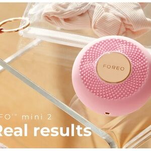 FOREO Pink and Gold Cleansing Device